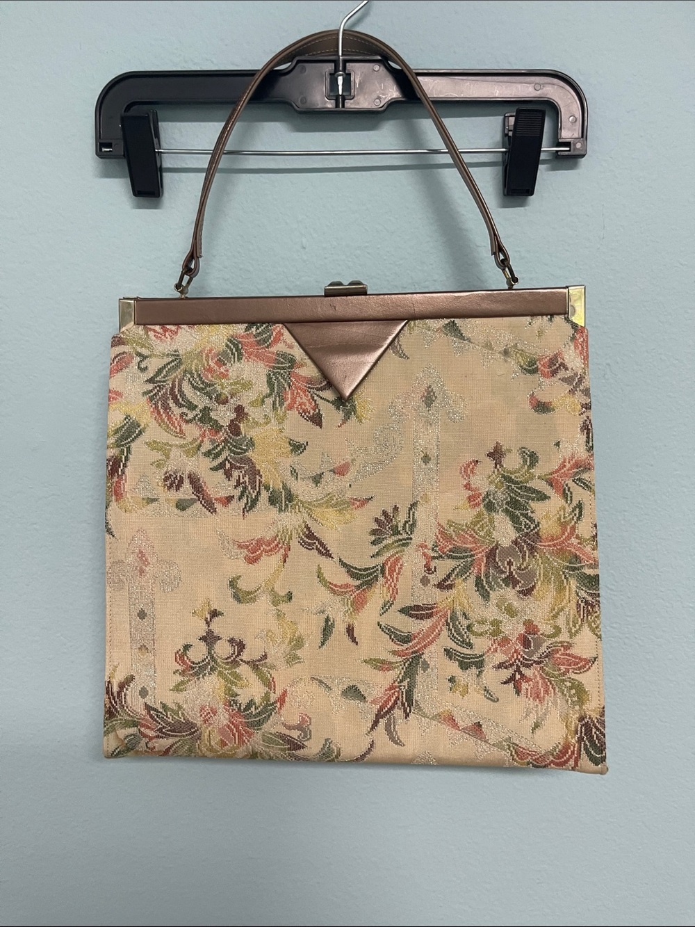 Vintage Floral Tapestry Satchel Handbag in Beige and Gold